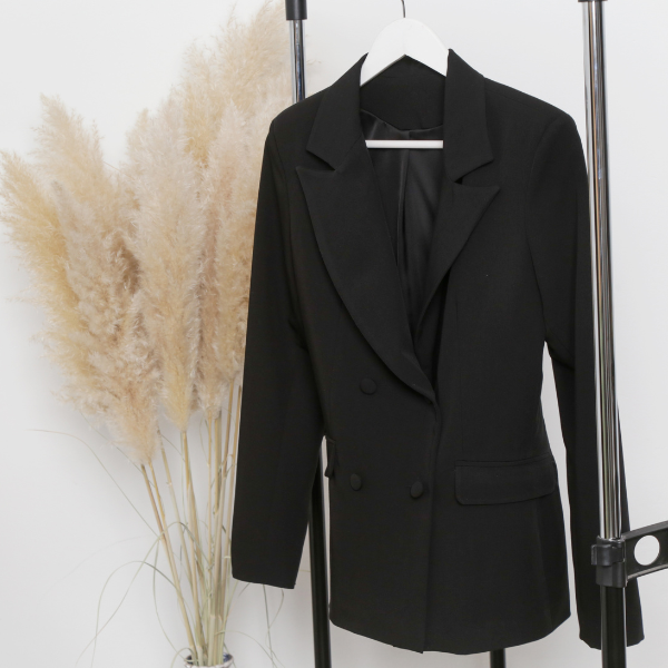 The World Caters to Average People